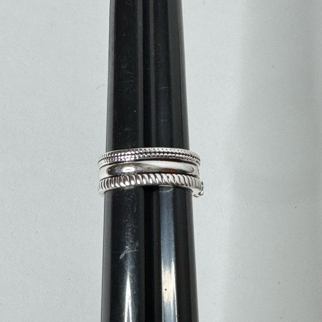 Wide Band Ring w/Heart Butterfly & Flower & CZ Insets - Size 9