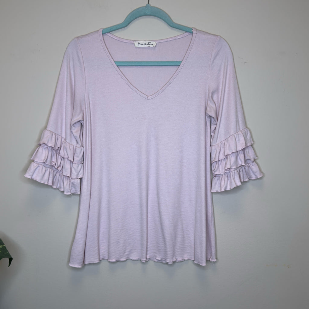 Vine & Love Top - Size Small