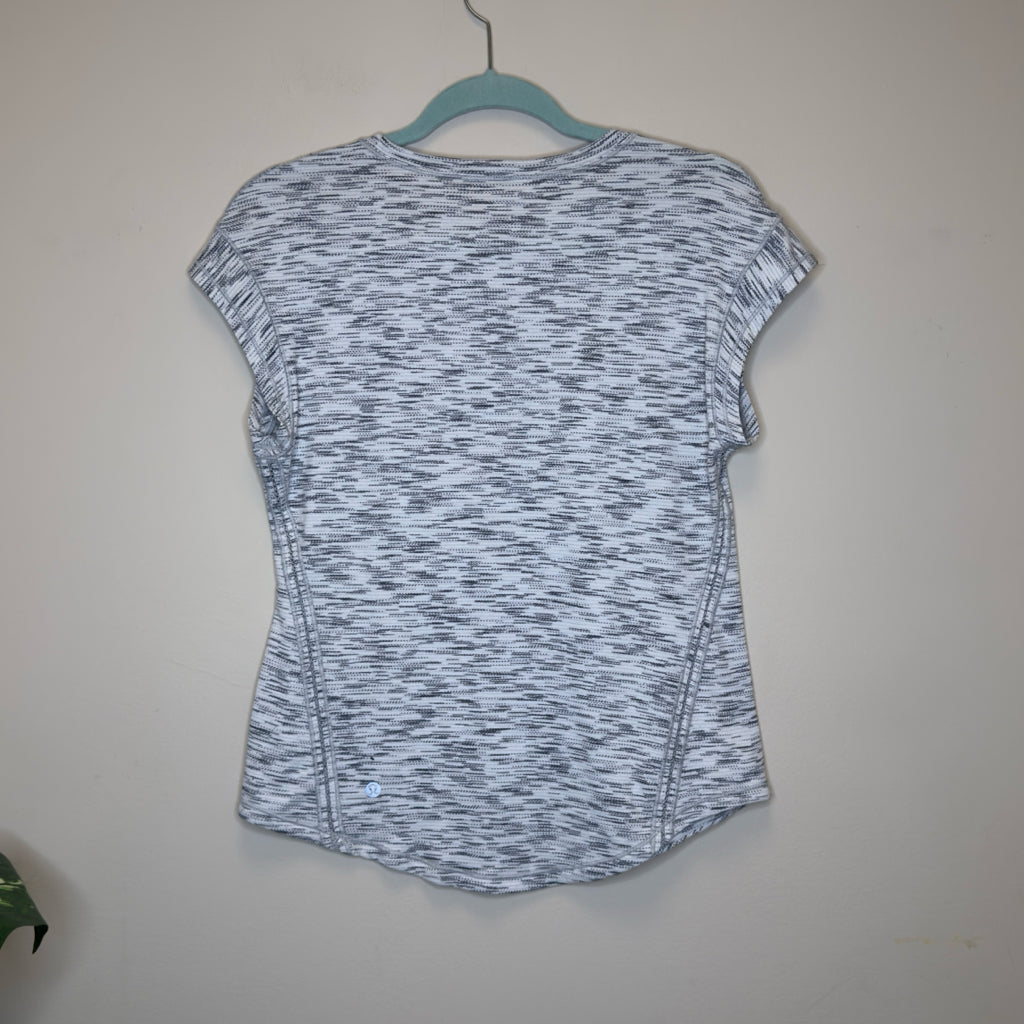 Lululemon Another Mile Short Sleeve Tee - Size 4