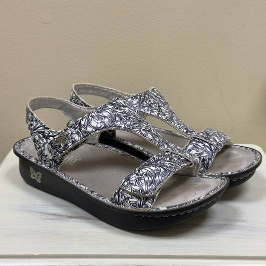 Alegria "Ken" Leather Sandals - Size 9