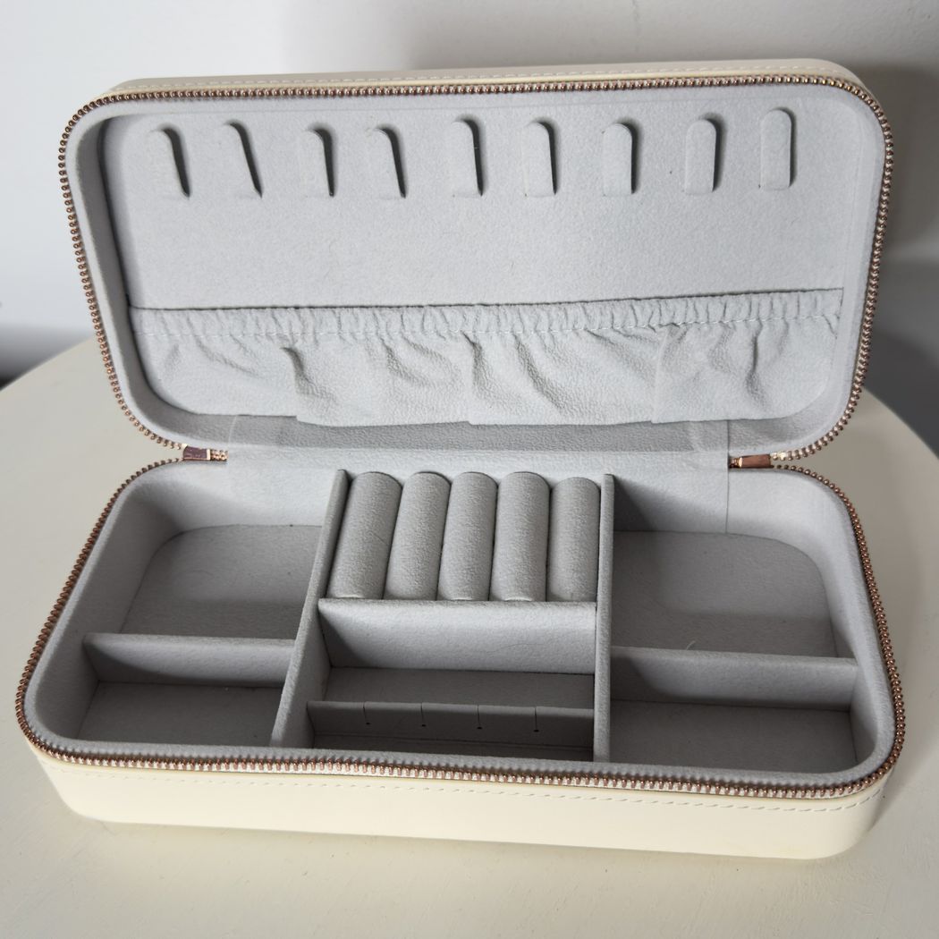 Zip Around Travel Jewelry Case