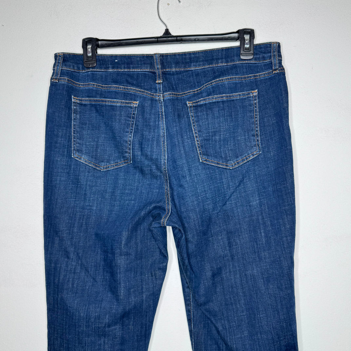 Chico’s So Slimming Girlfriend Slim Leg Crop Jeans - Size 14