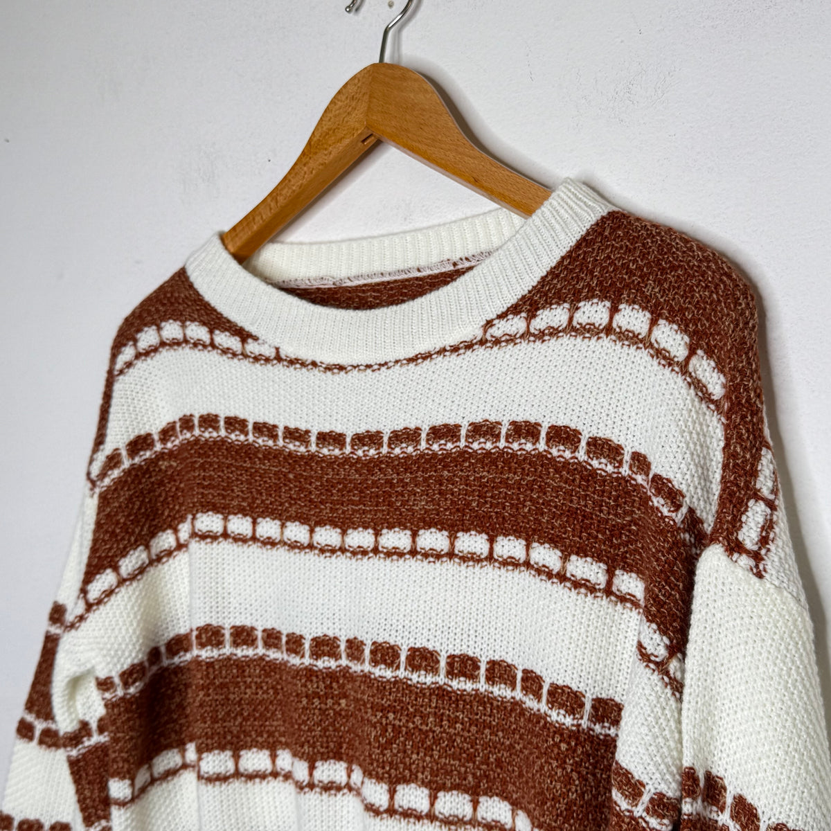 Brown & White Cropped Sweater - Size Medium
