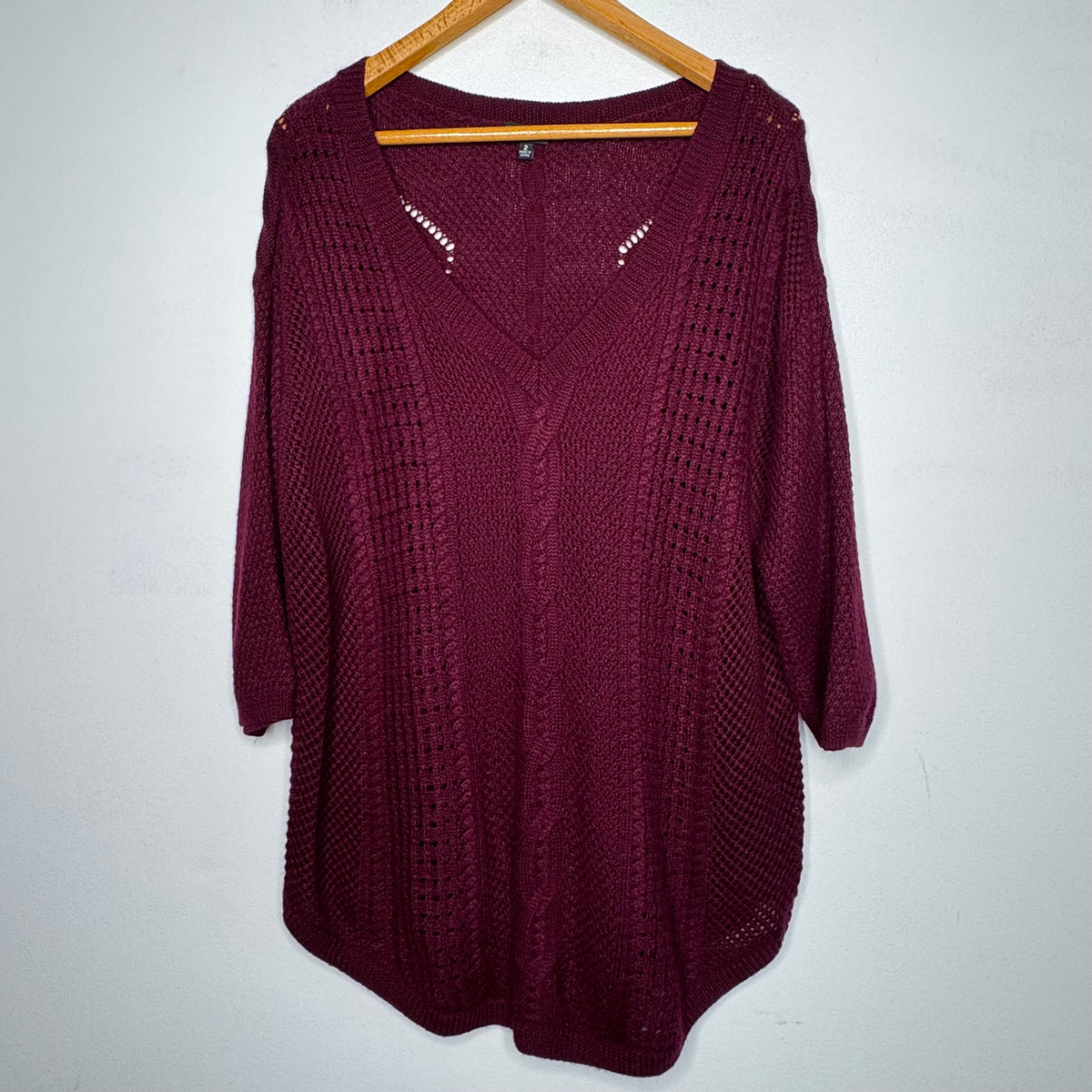 Torrid Cable Knit V-Neck 3/4 Sleeve Sweater - Size 2X