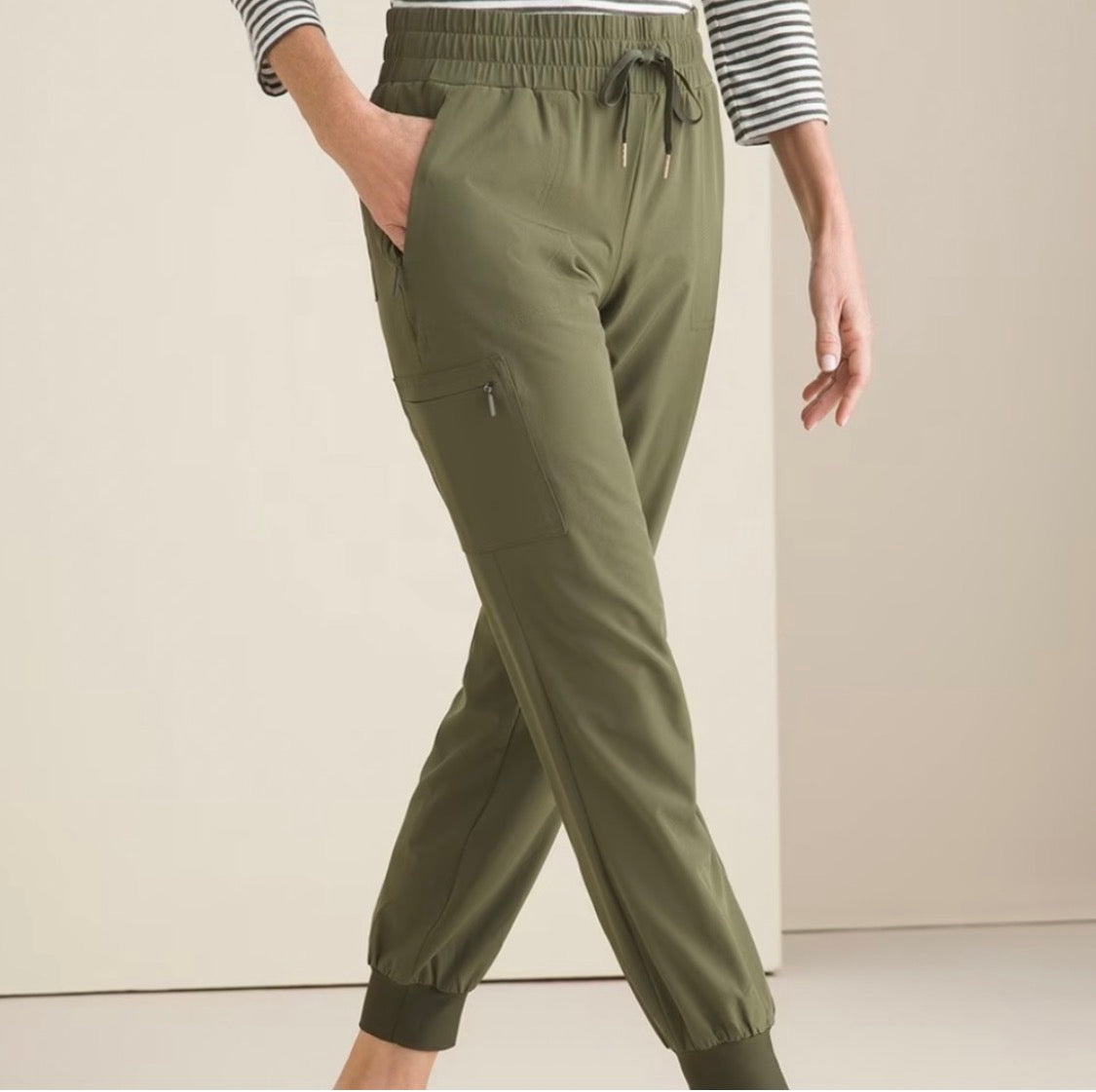 Chico’s Zenergy UPF Jogger Pants - Size 14