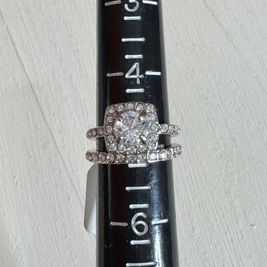 Round Cut Faux Diamond Cushion Halo Ring Set - Size 5