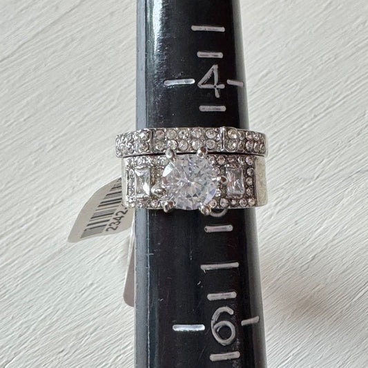 Round Cut Faux Diamond Ring Ring Set With Baguette Accents - Size 5