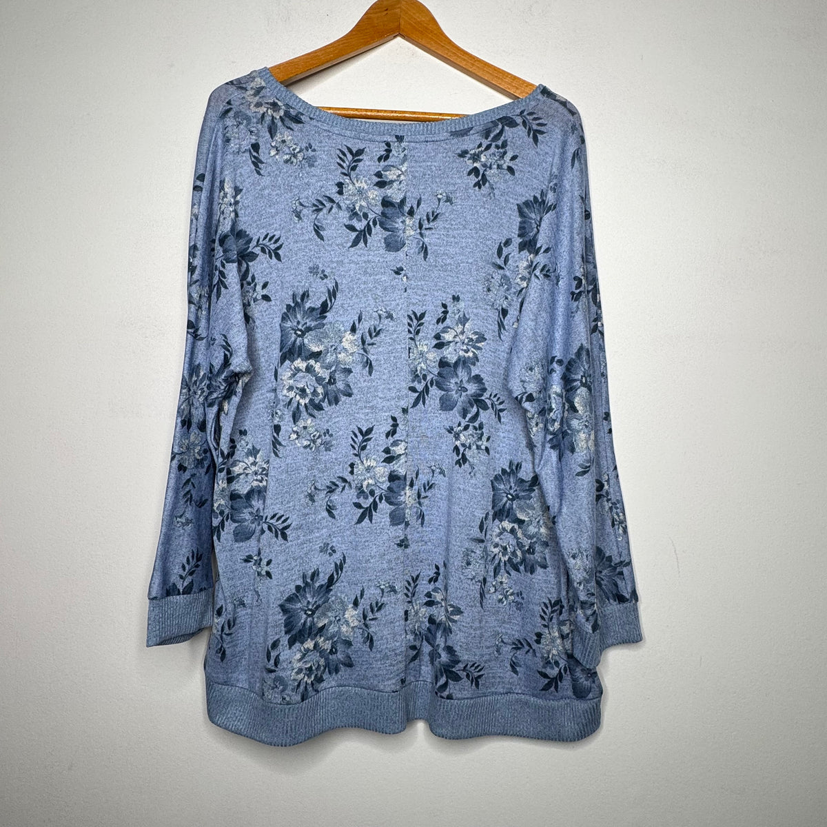 Lane Bryant Floral Long Sleeve Top - Size 18/20 (1X)