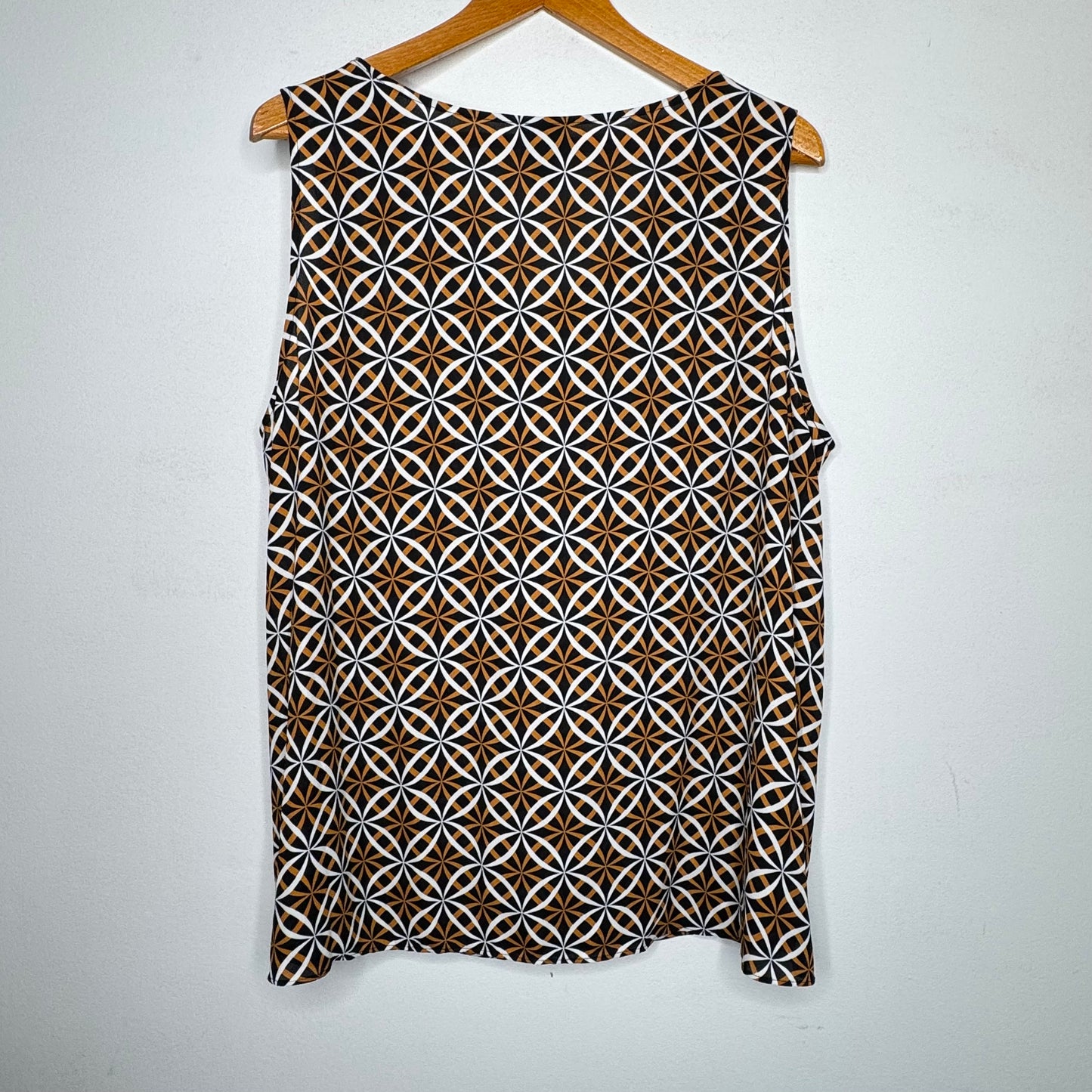 Worthington Geometric Print Drape Neck Sleeveless Top - Size 2X