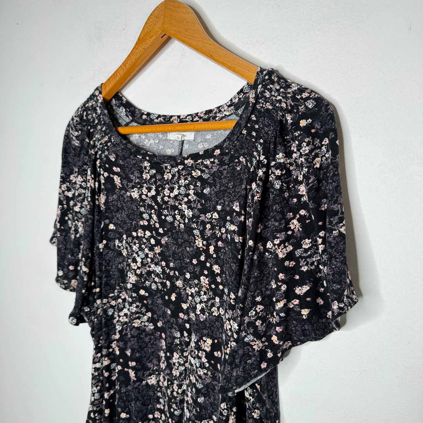Maurices Floral Print Top - Size 1X