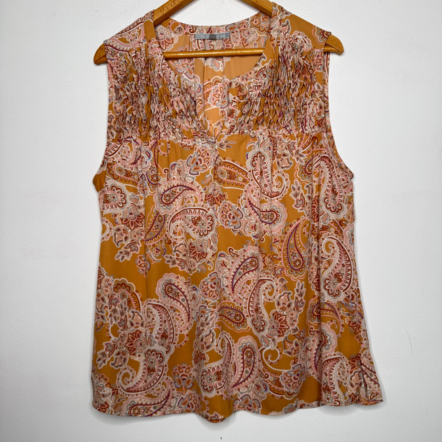 Daniel Rainn Sleeveless Top - Size XXL
