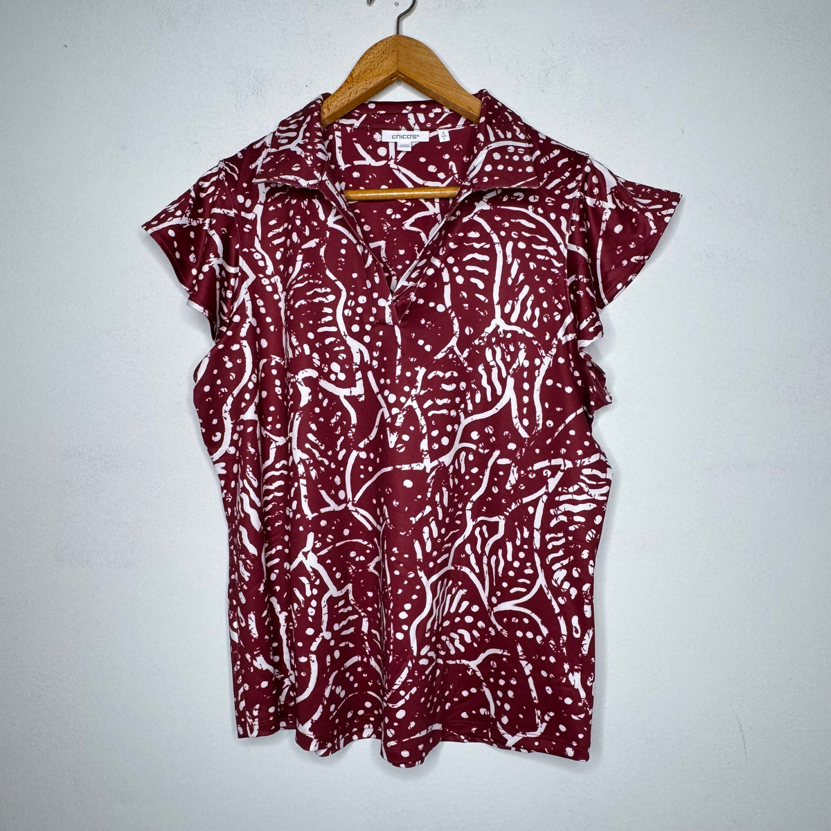 Chico’s Zenergy Flutter Sleeve Polo Top - Size Large