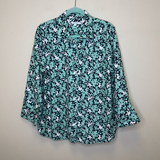 Chico's No Iron Cool Floral Shirt - Size Large
