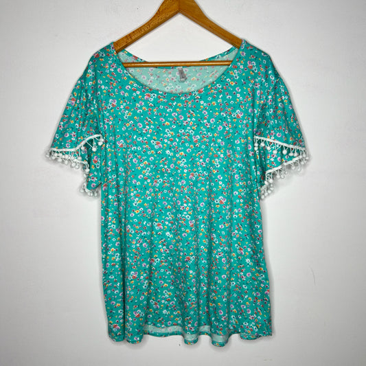 Acting Pro Floral Top - Size 2X