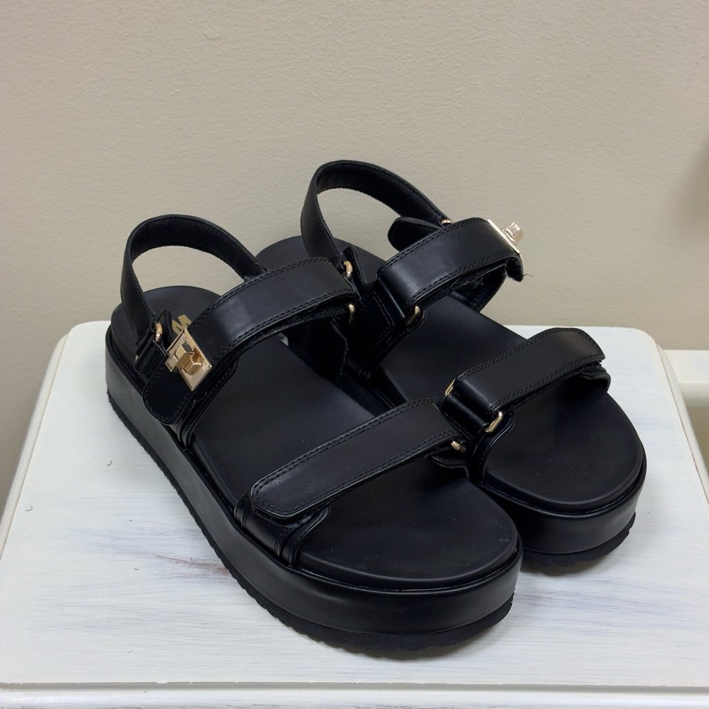 SM New York Sandals - Size 11