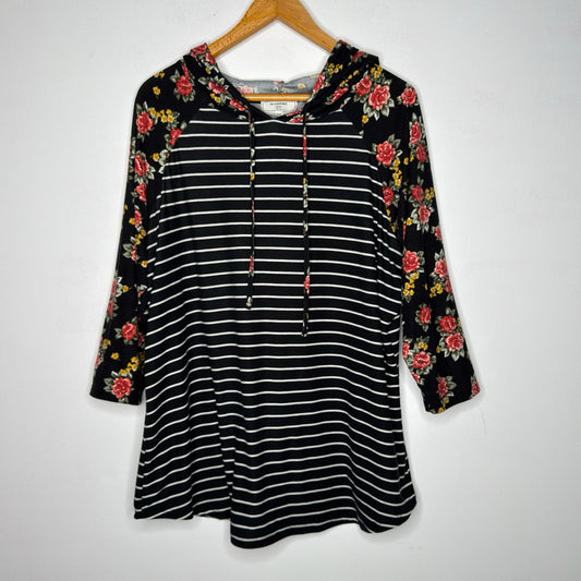 No Comment Hooded Mixed Print Top - Size 3X