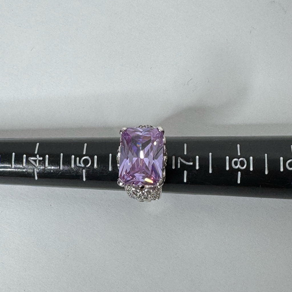 Sterling Silver Cocktail Ring w/Purple Gemstone - Size 6