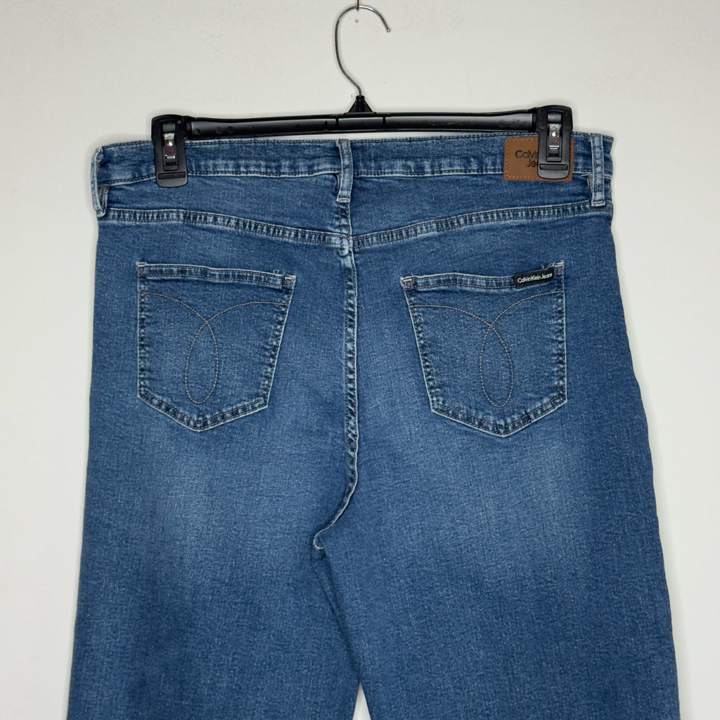 Calvin Klein Jeans - Size 14