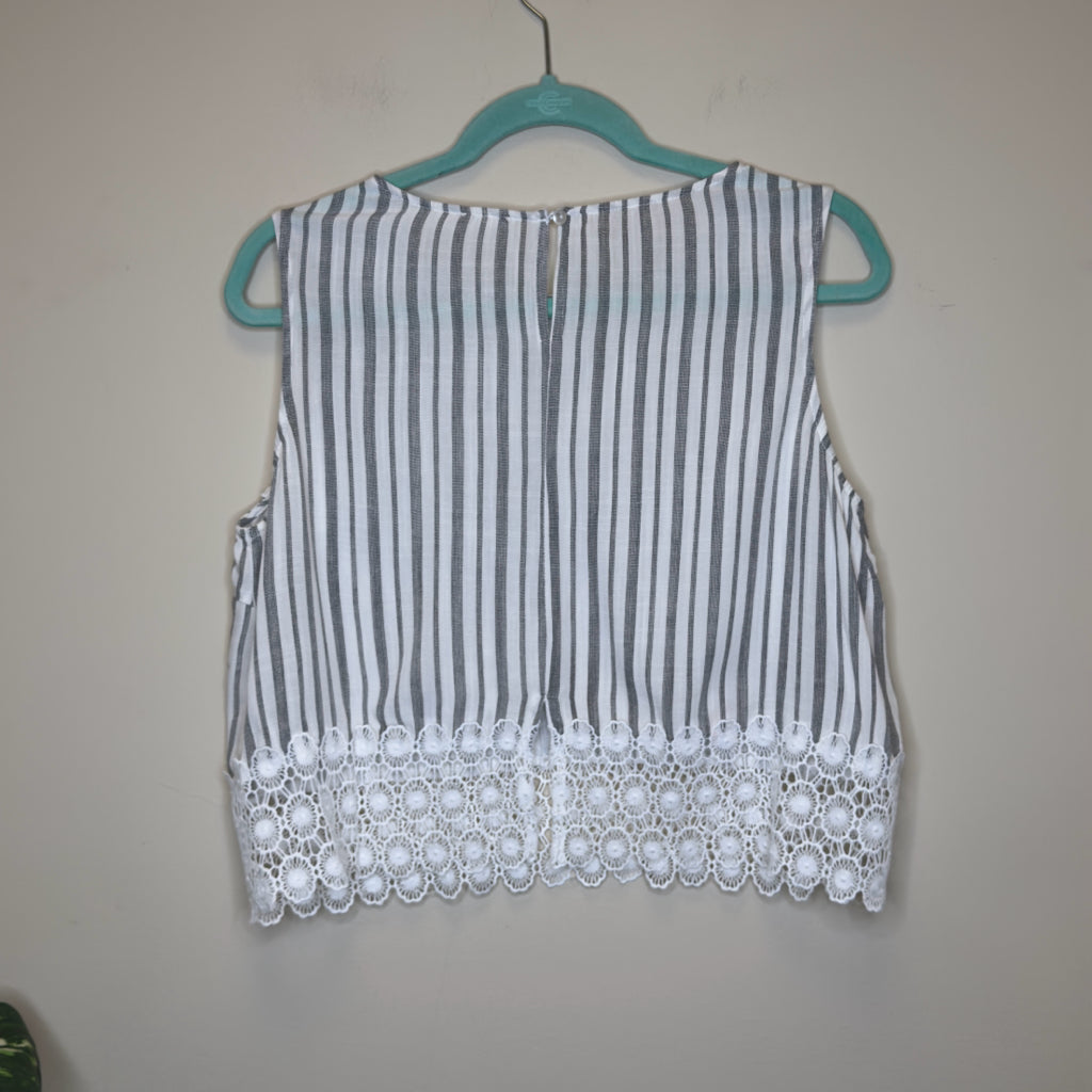 Hem & Thread Cropped Top - Size Small