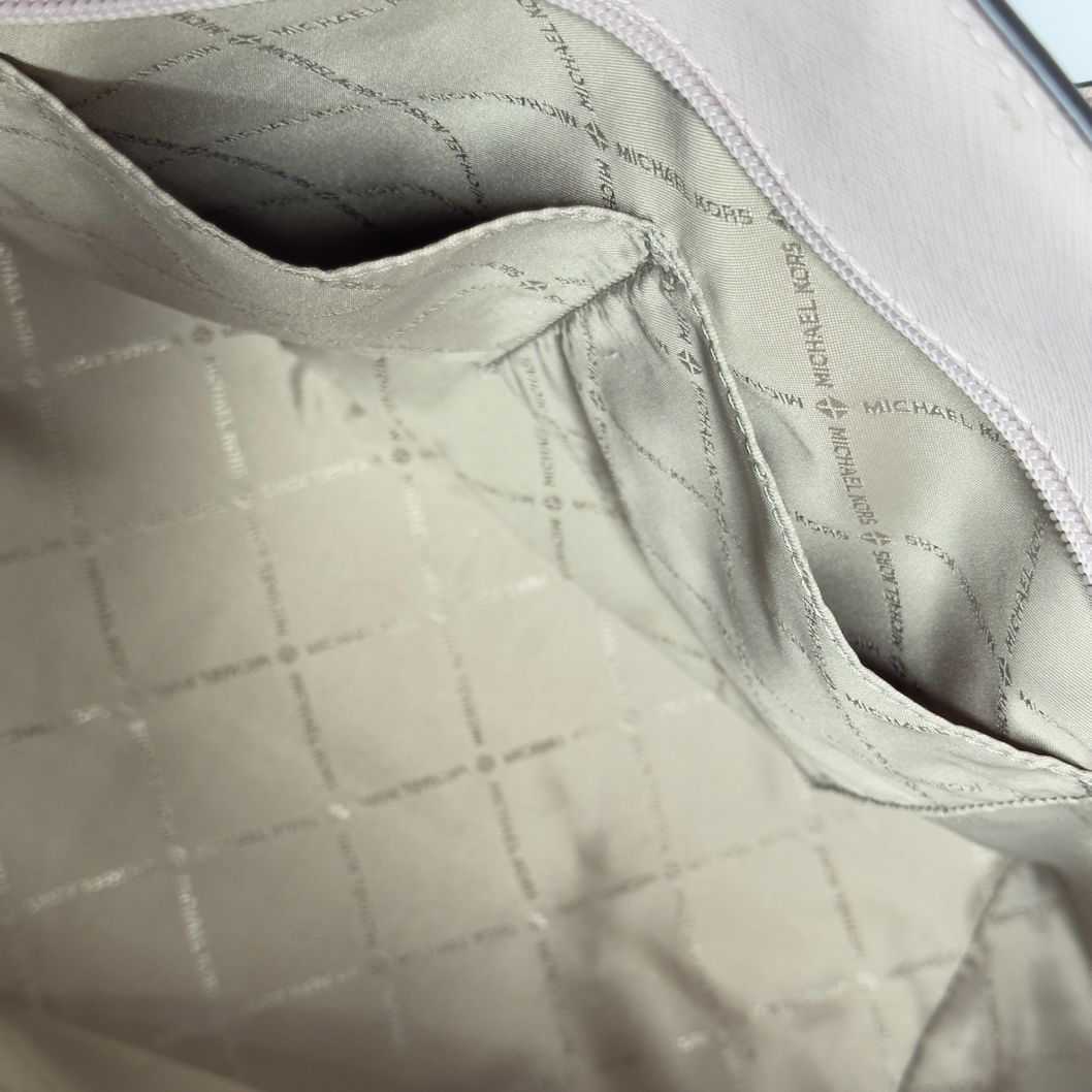 Michael Kors Gilly Large Jet Set Tote Miami Hotel