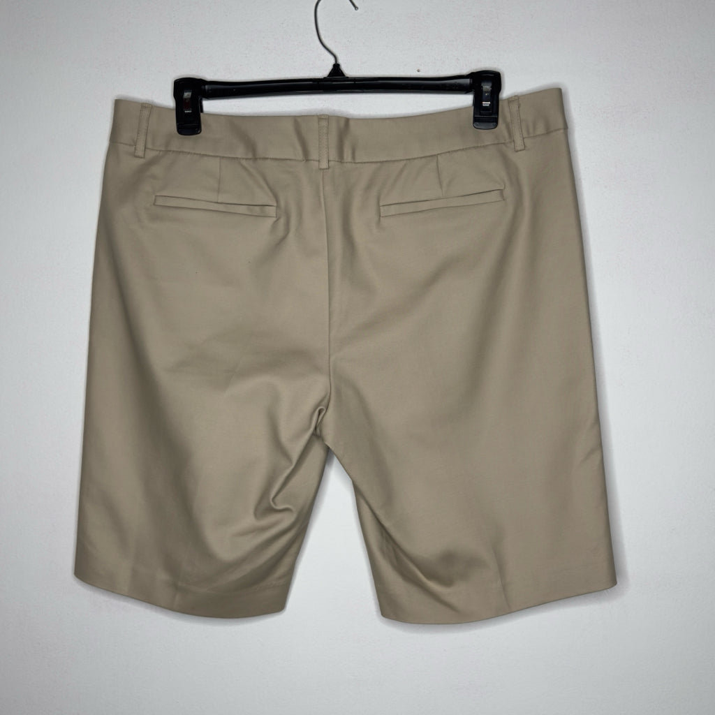 Liz Claiborne "Emma" Khaki Chino Shorts - Size 16