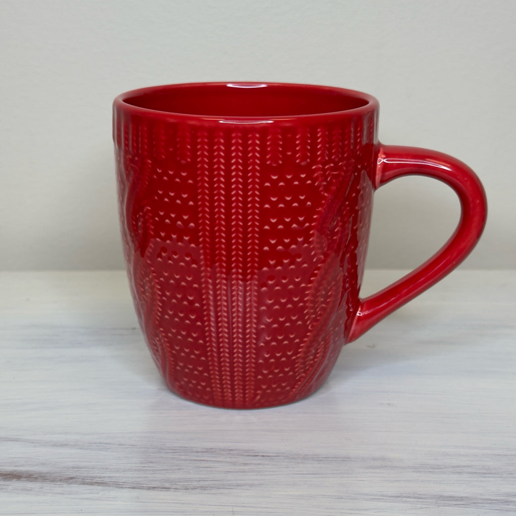 Red Mug w/Cable-Knit Sweater Texture