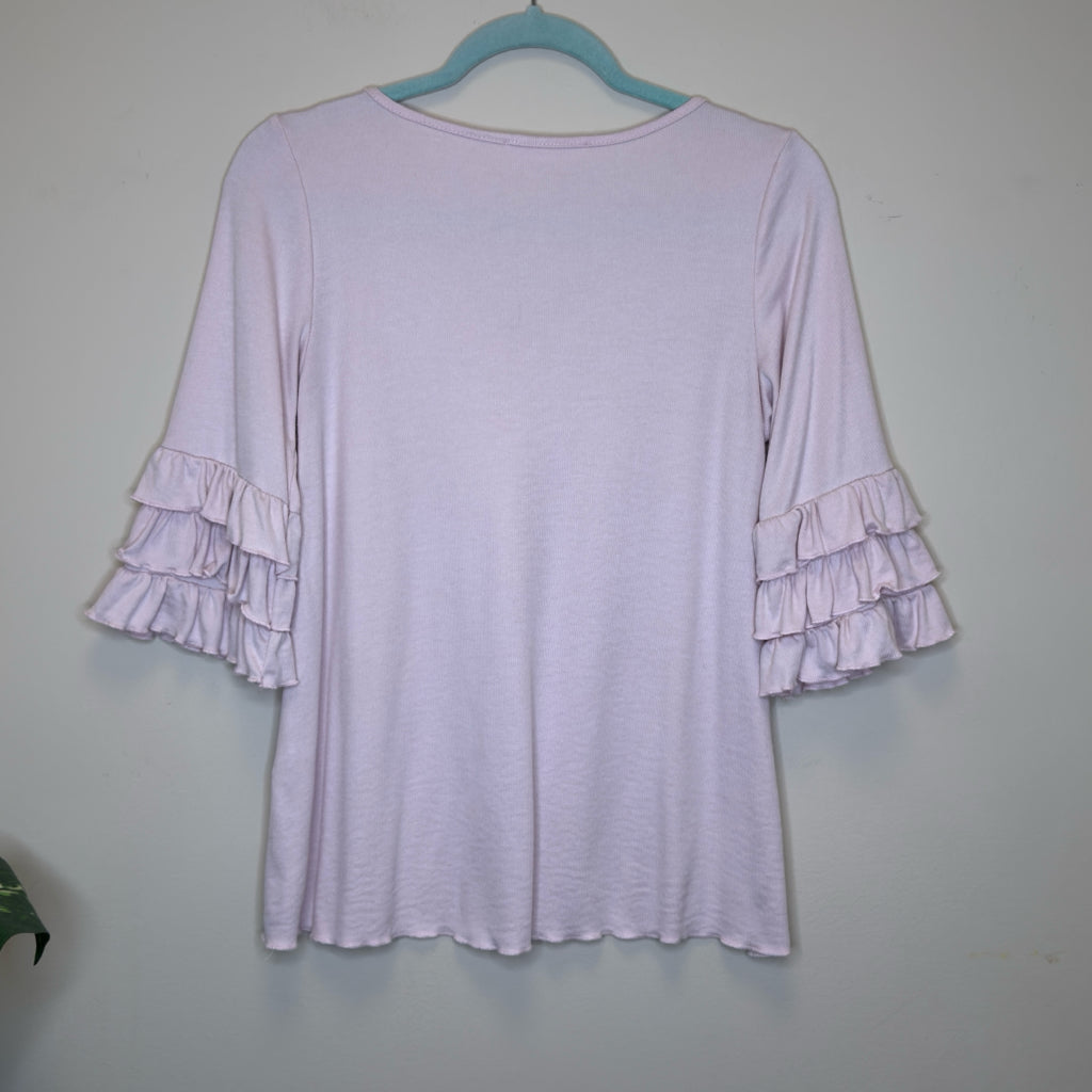 Vine & Love Top - Size Small