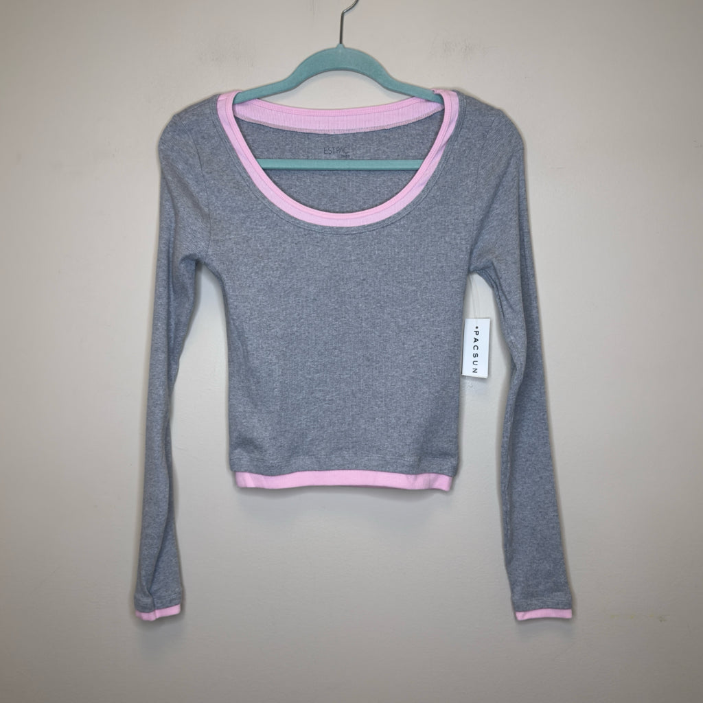 Est.Pac Top - Size Small