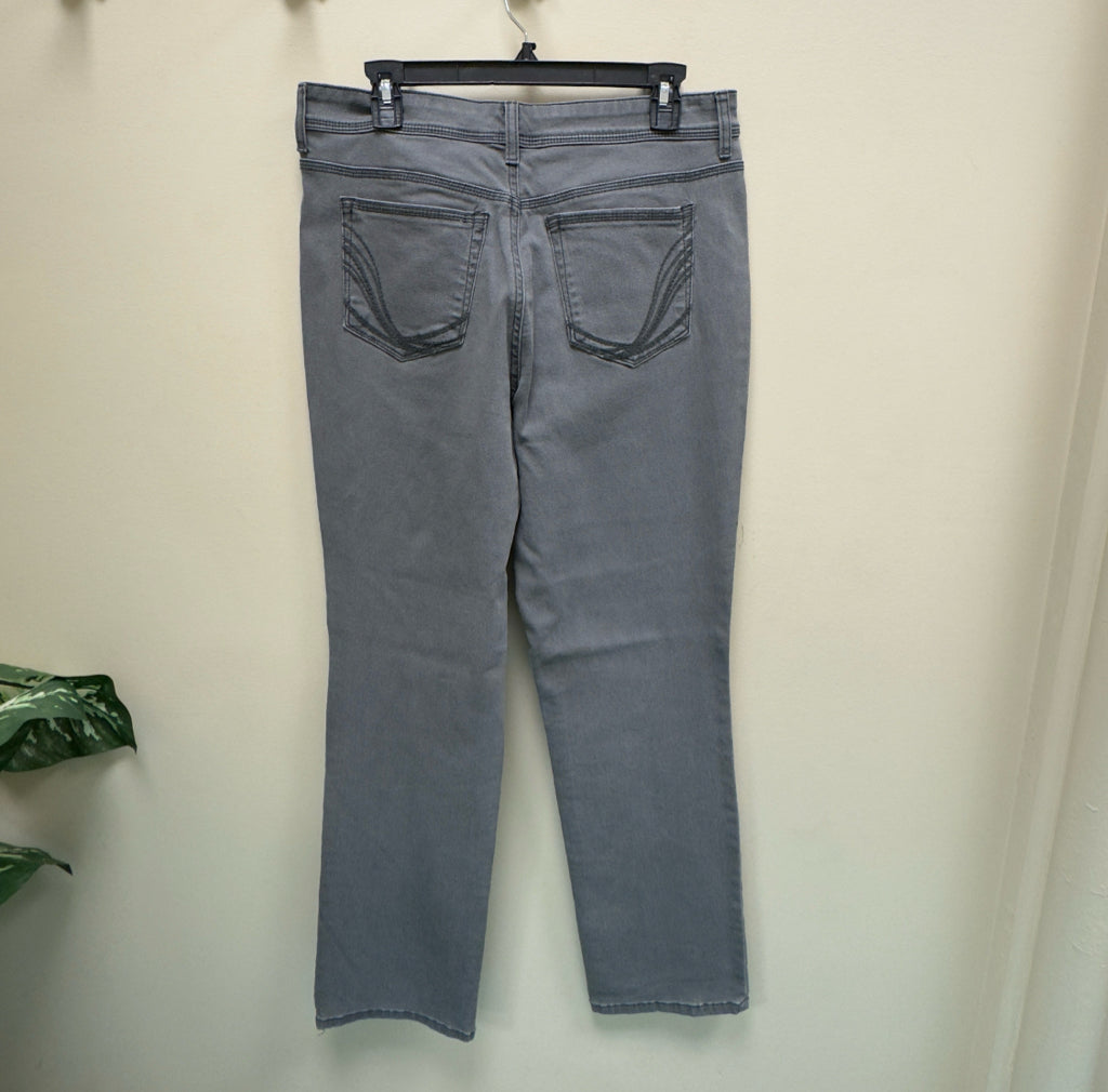Style & Co Tummy Control Rail Straight Jeans - Size 10