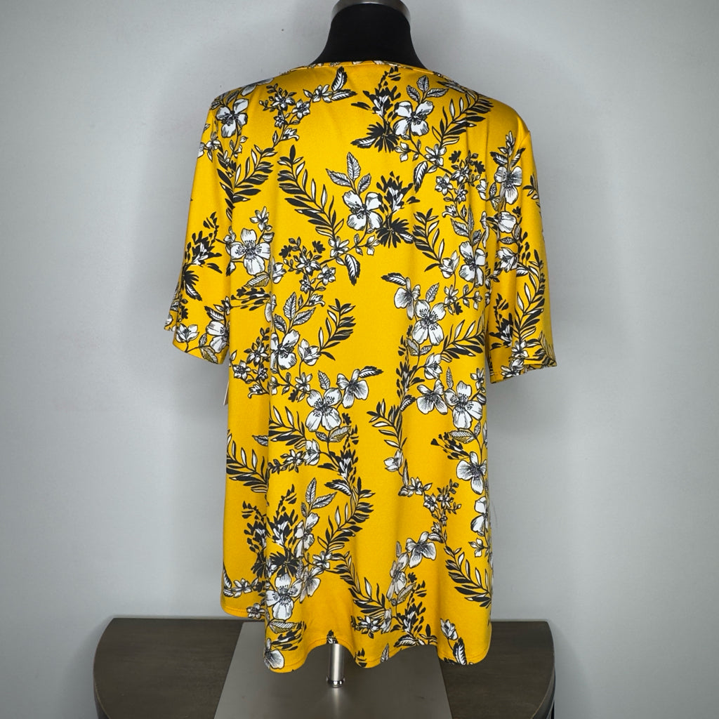 Perseption Concept Floral Tie-Front Top - Size Large