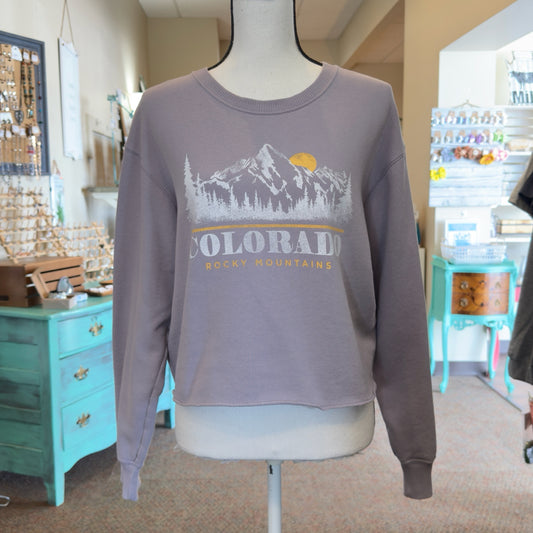 Hollister Colorado Rocky Mountains Cropped Sweatshirt - Size Medium