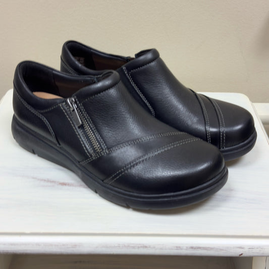 Clarks Centina Pure Womens Slip-On Black Leather Shoes - Size 8 1/2 Wide