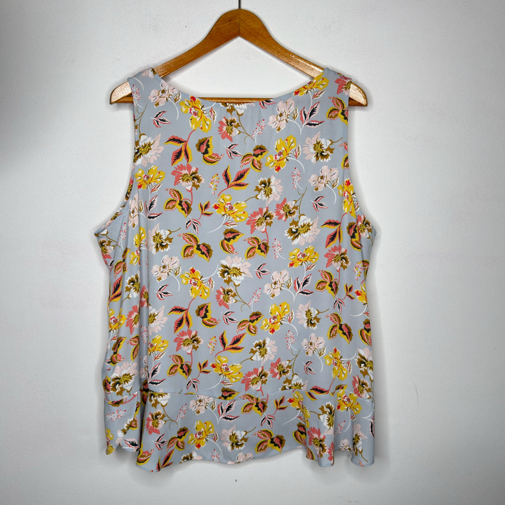 Philosophy Floral Tank Top - Size 2X