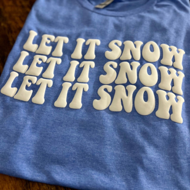 Let It Snow Puff Print Graphic Tee - Size Small