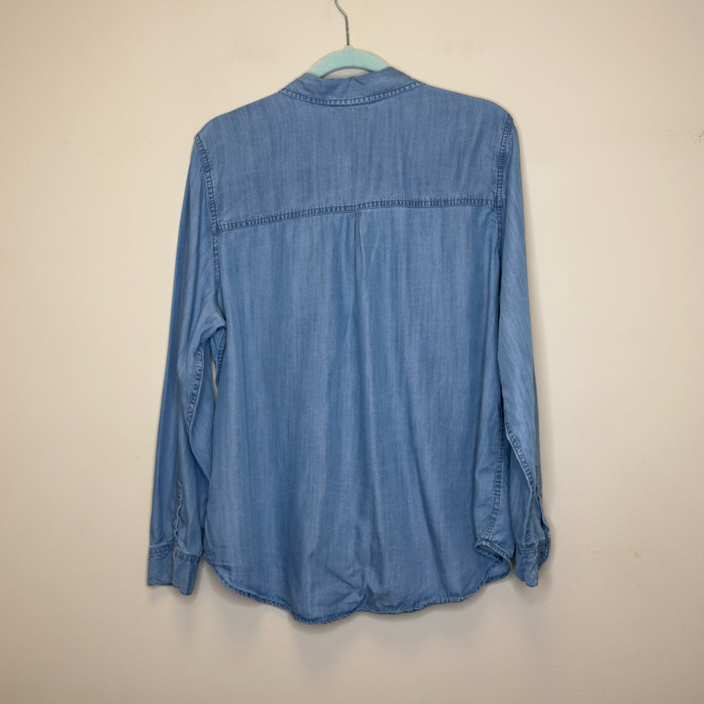 Time & True Chambray Top - Size XL