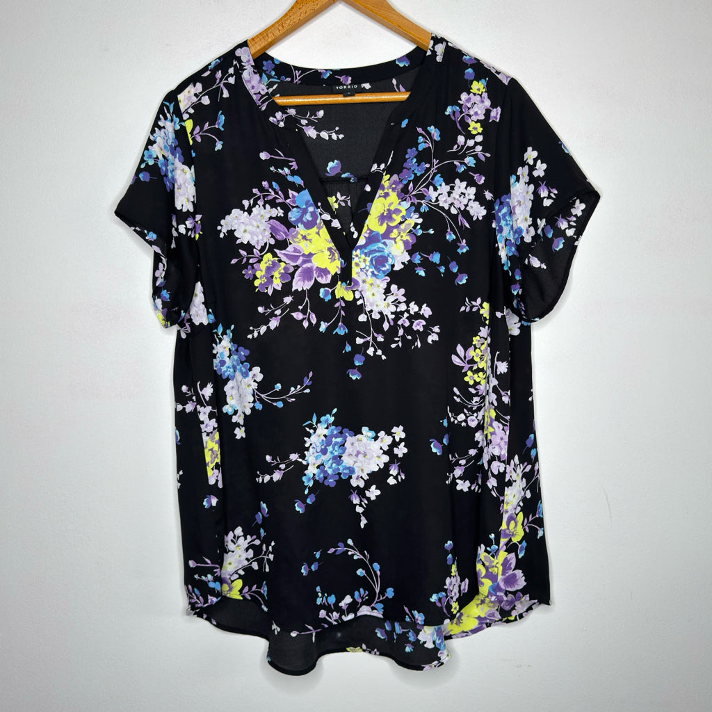 Torrid Floral Blouse - Size 2X