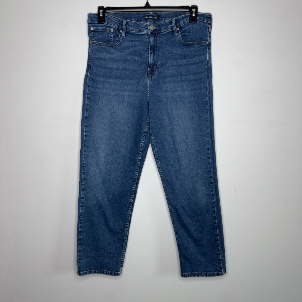 Calvin Klein Jeans - Size 14