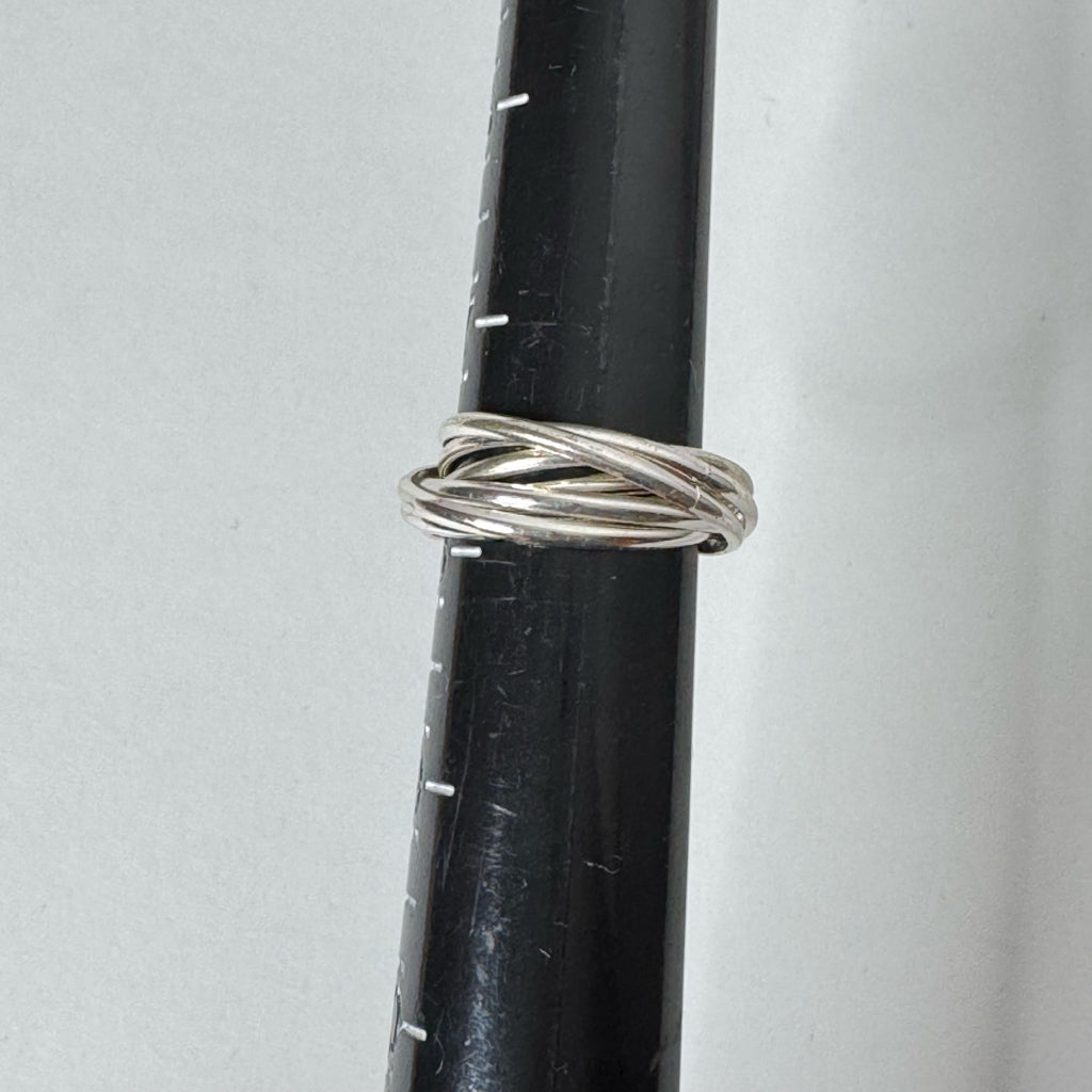 Interlocking Silver Plated Band Rolling Ring - Size 8