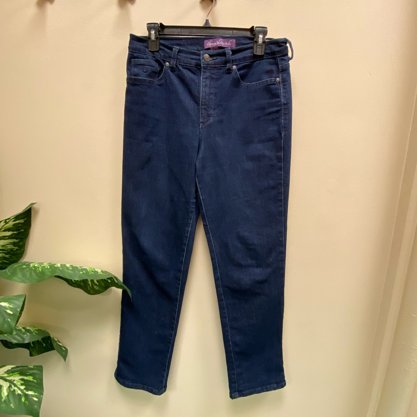 Gloria Vanderbilt Amanda Jeans - Size 8
