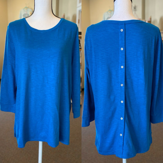 Chico's 3/4 Sleeve Button Back Seamed Tee - Size Large