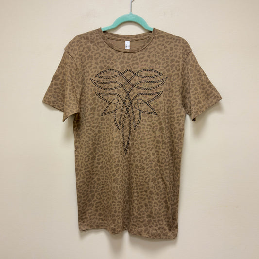 Boot Stitch Leopard Print Graphic Tee - Size Large