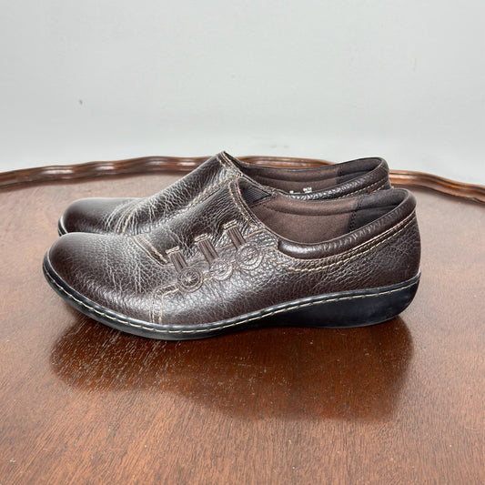 Clarks Ashland Alpine Slip-On Leather Shoes - Size 8