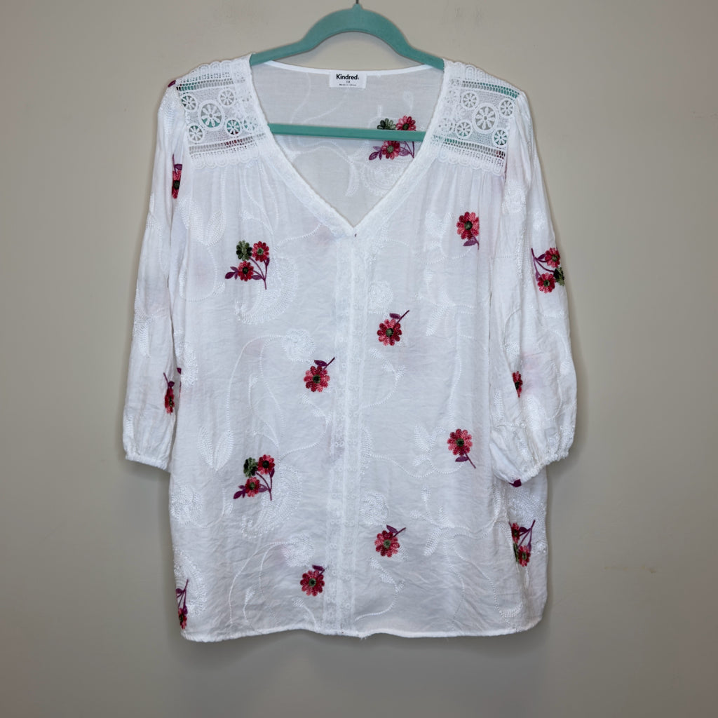 Kindred Embroidered Top - Size 1X