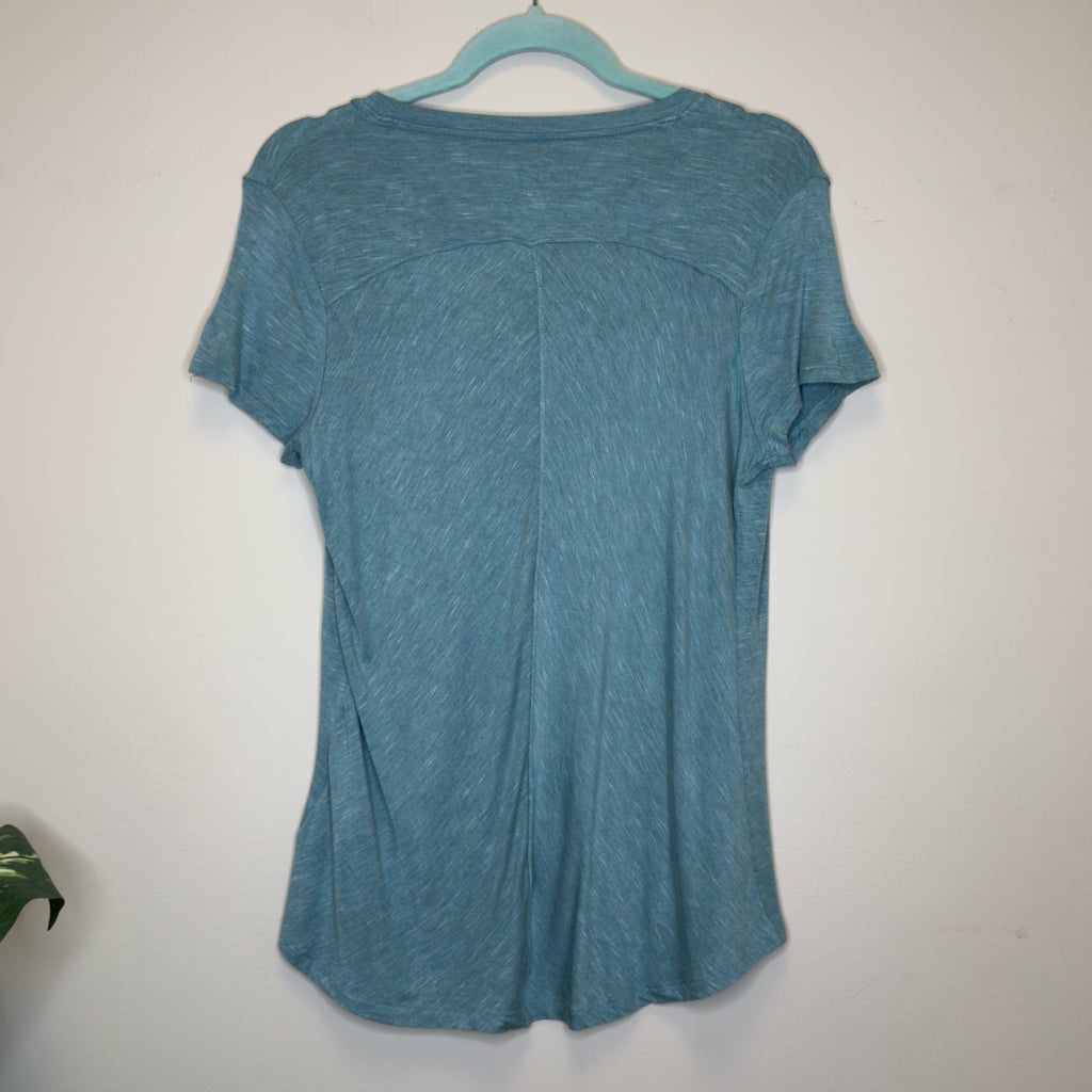 Avia Short Sleeve Tee - Size Small