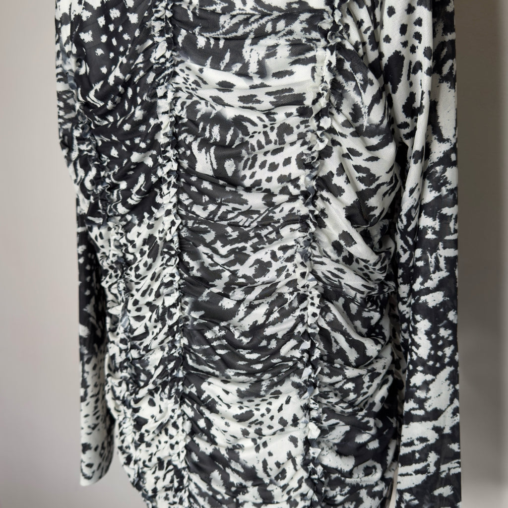 Cable & Gauge Animal Print Mock Neck Ruched Top - Size 1X