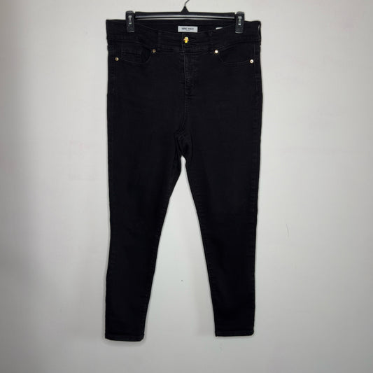 Nine West Skinny Jeans - Size 16