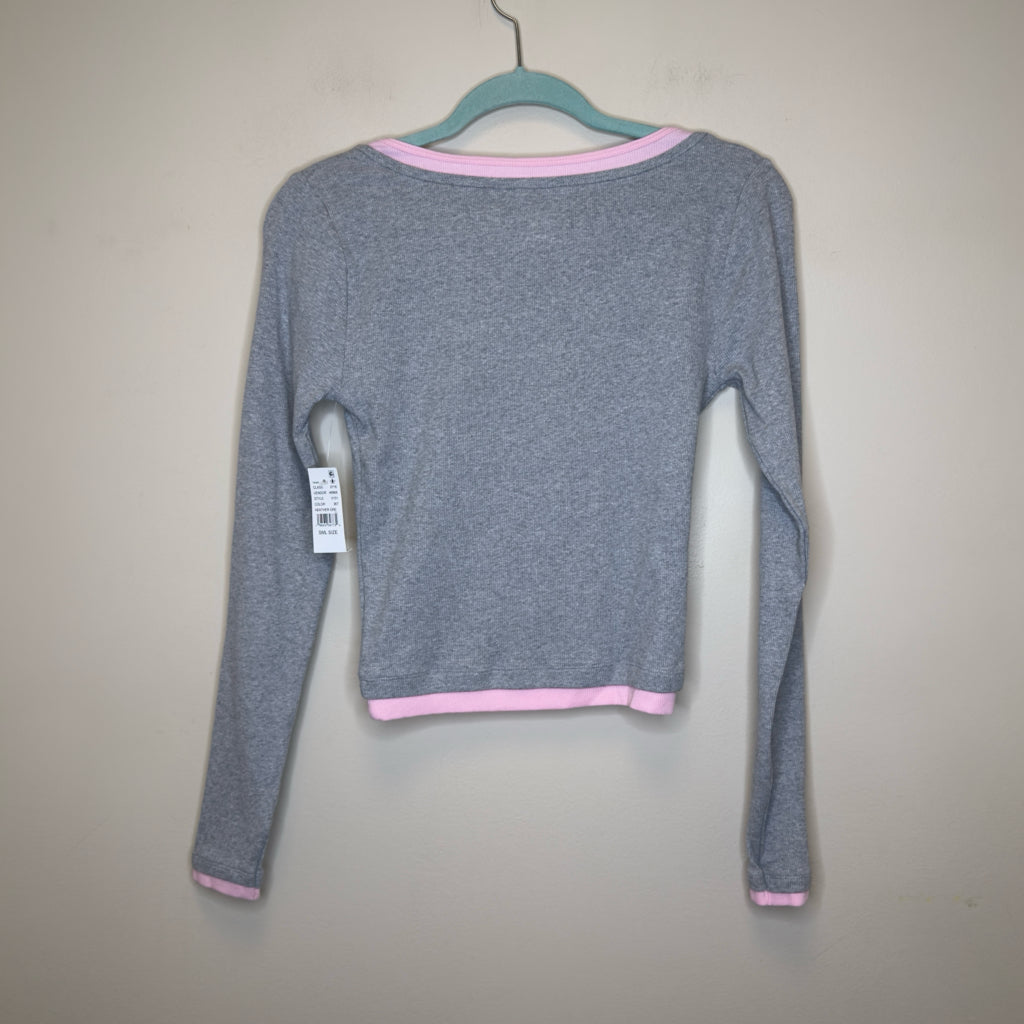 Est.Pac Top - Size Small