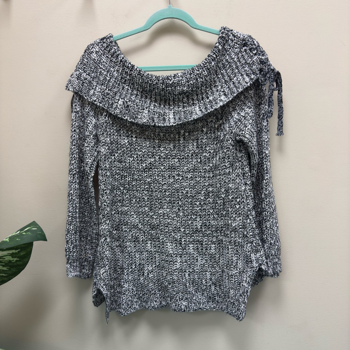 Umgee Sweater - Size Medium