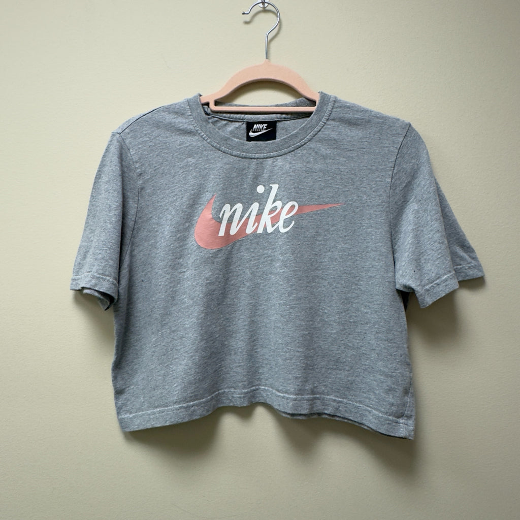 Nike Cropped T-Shirt - Size Medium