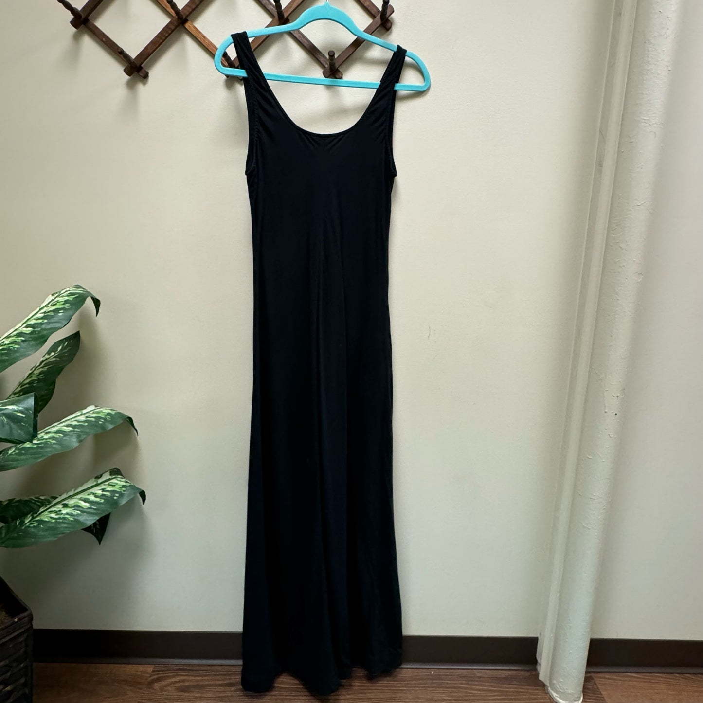 Soma Maxi Dress - Size Medium